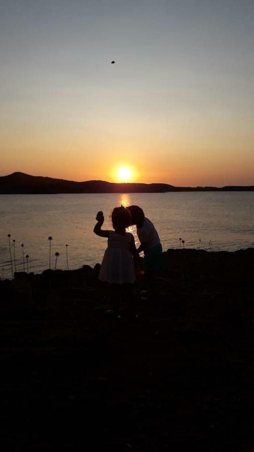 דירות אס מרקדל Casa Con Jardin ,Vistas Al Mar Y Atardecer En Playas De Fornells מראה חיצוני תמונה